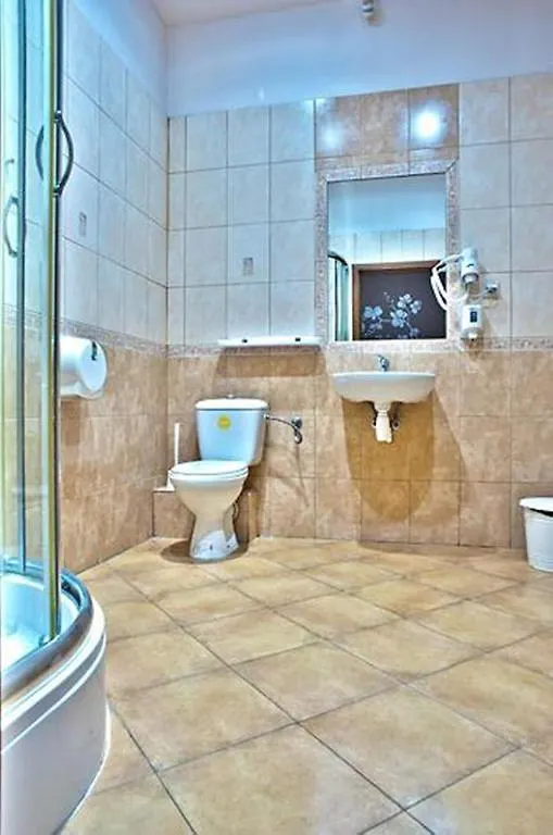 Nathan'S Villa Hostel Warszawa Polen